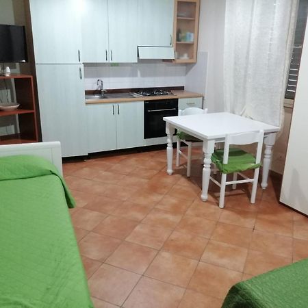 Casa Chiara Apartment ชิลลา ภายนอก รูปภาพ